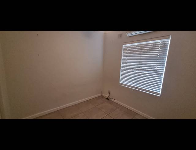 3 BEDROOM APARTMENT FOR SALE IN SOMERSET PARK